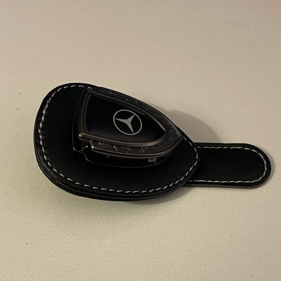 Mercedes Benz Sunglass Holder for Car with Logo Black PU Leather NWT - Picture 7 of 10
